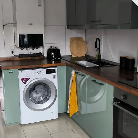 Private In A Shared Cozy Flat *
