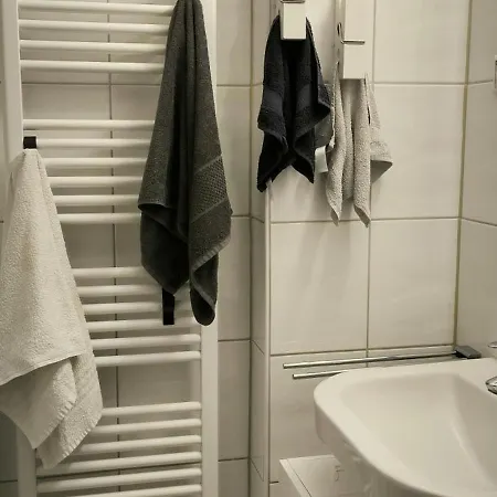 Private In A Shared Cozy Flat *
