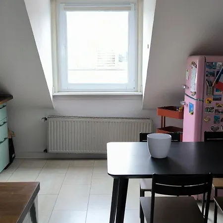 Private In A Shared Cozy Flat Dusseldorf