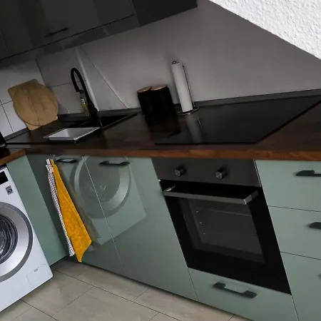 Private In A Shared Cozy Flat Apartment *